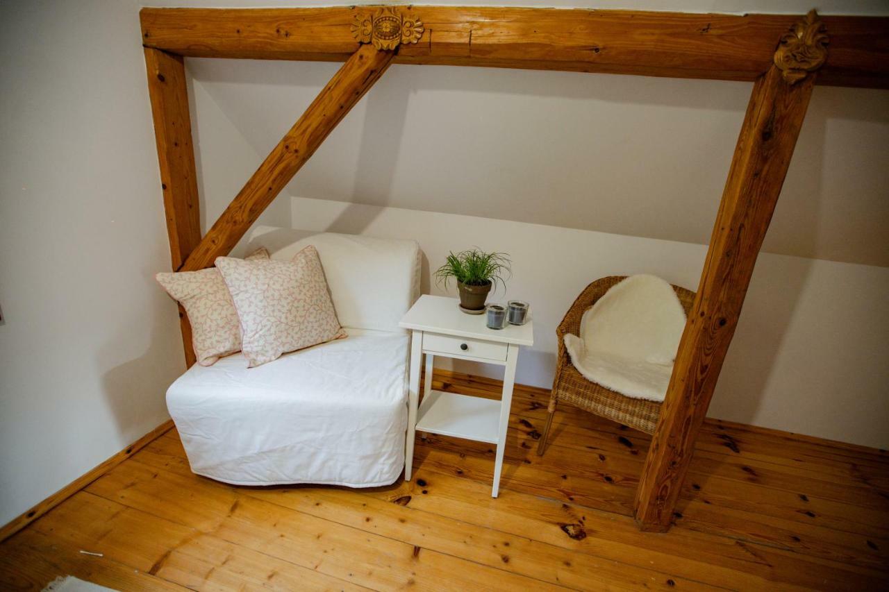 Pod Lasem Farm stay Poreba (Myslenice)