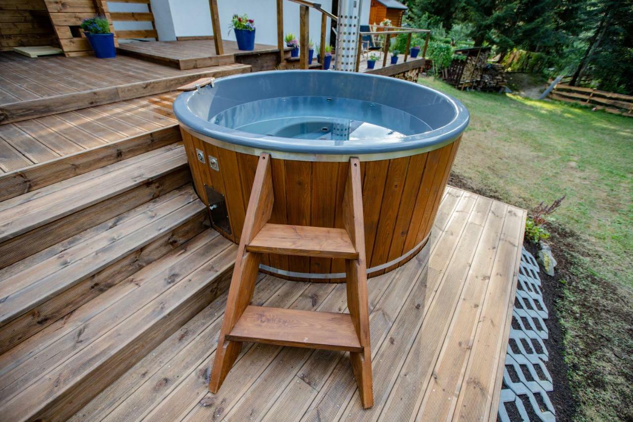 Pod Lasem Farm stay *